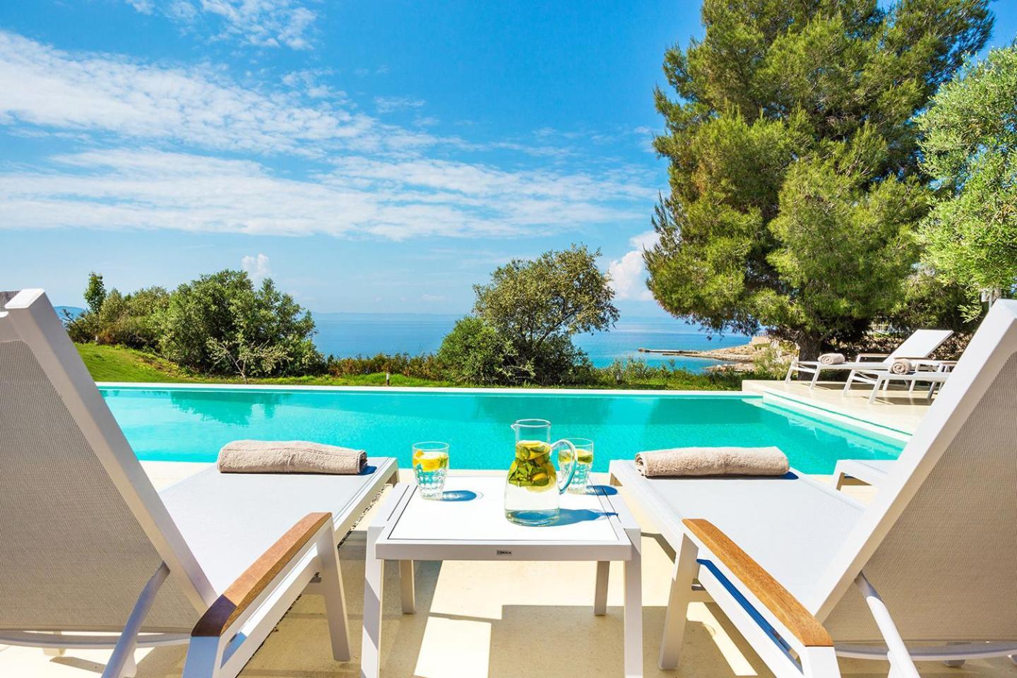 A&A Luxury Beach Villas Nikiti  Exterior photo