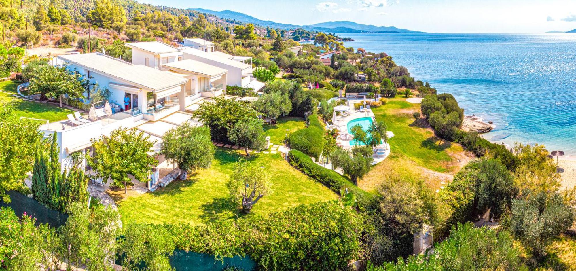 A&A Luxury Beach Villas Nikiti  Exterior photo