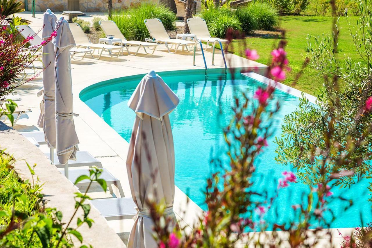 A&A Luxury Beach Villas Nikiti  Exterior photo