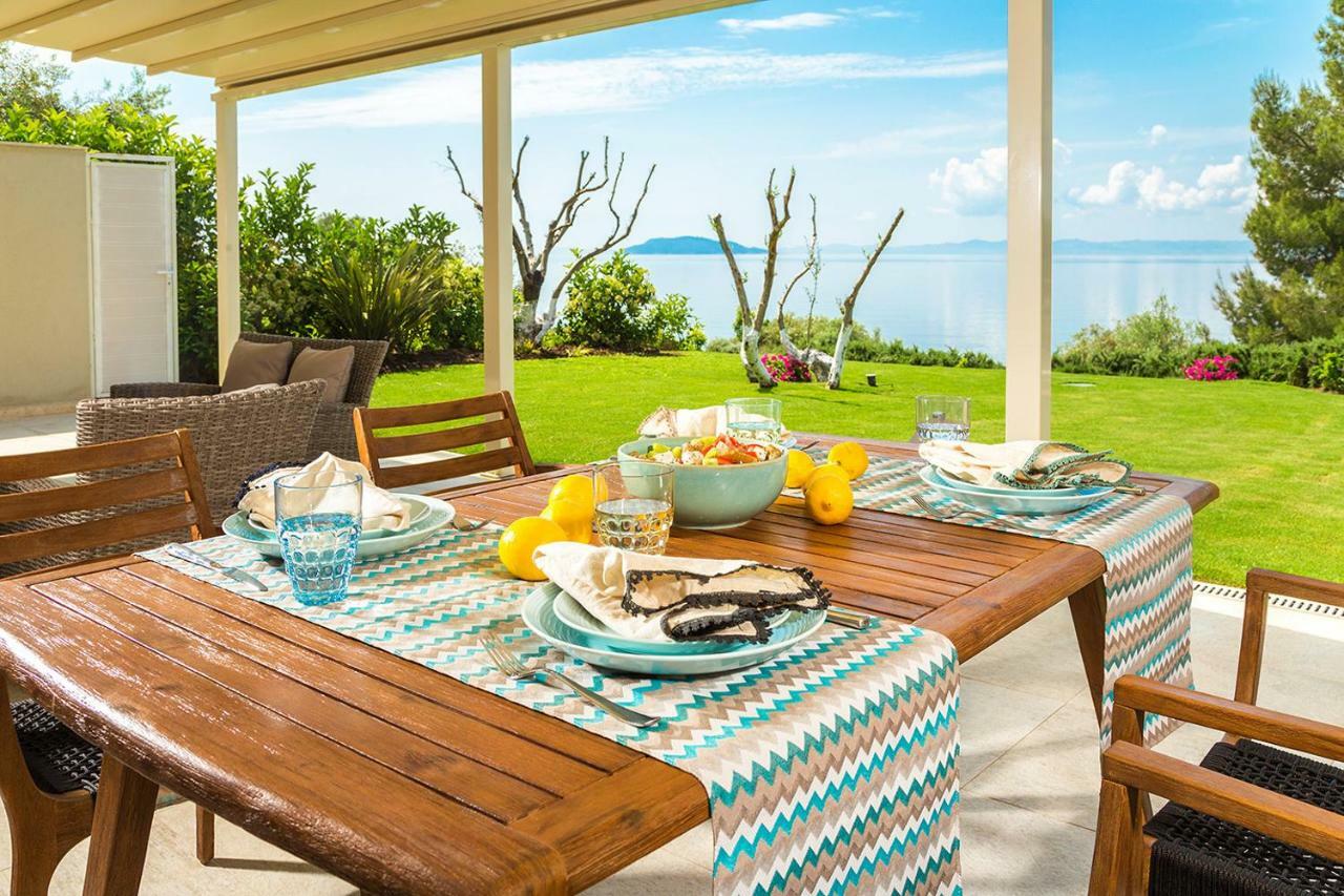 A&A Luxury Beach Villas Nikiti  Exterior photo