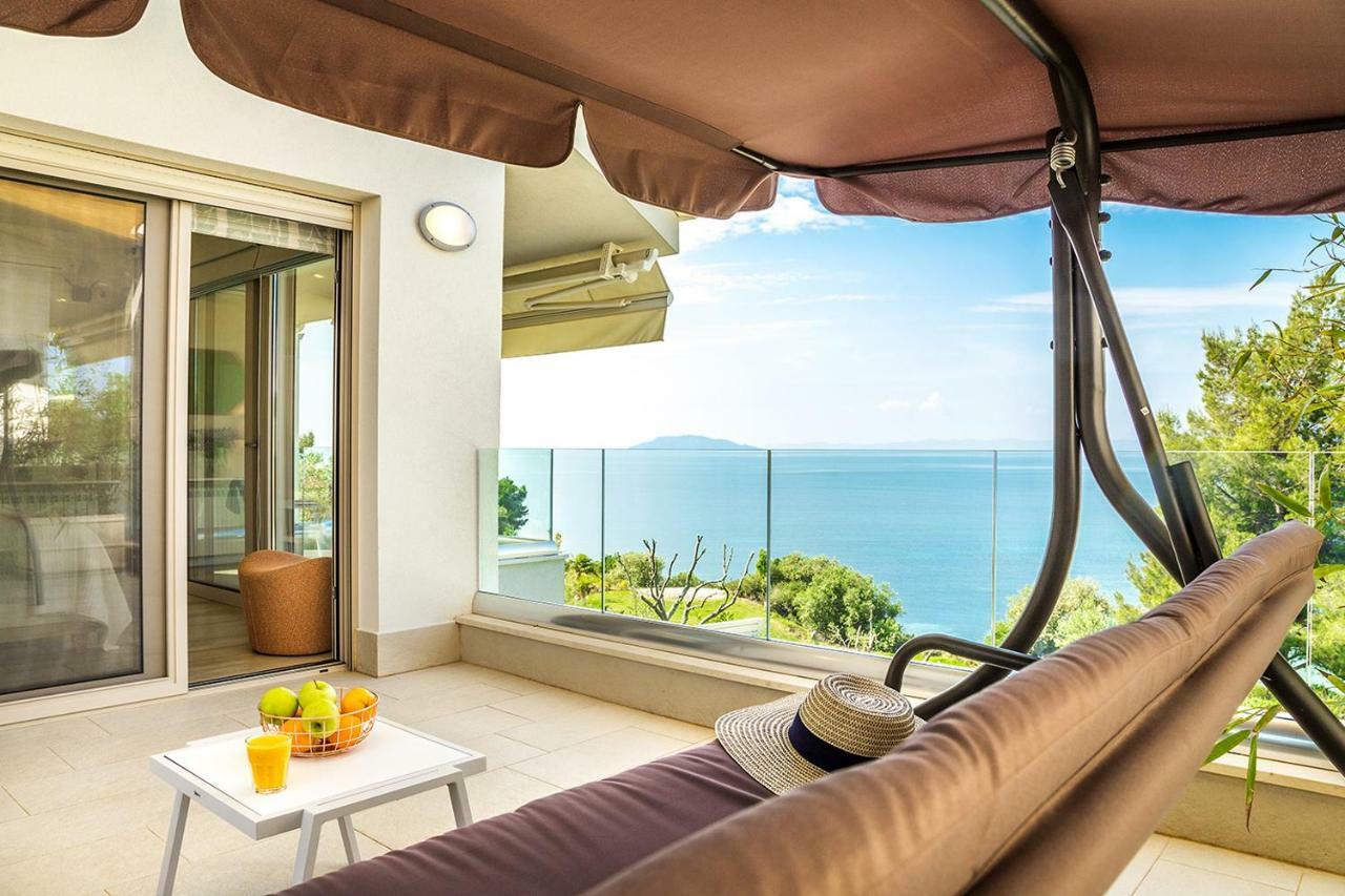 A&A Luxury Beach Villas Nikiti  Exterior photo