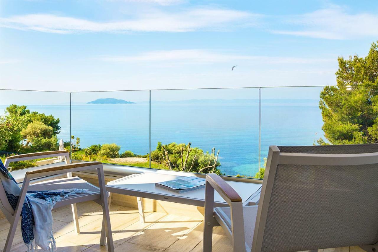 A&A Luxury Beach Villas Nikiti  Exterior photo