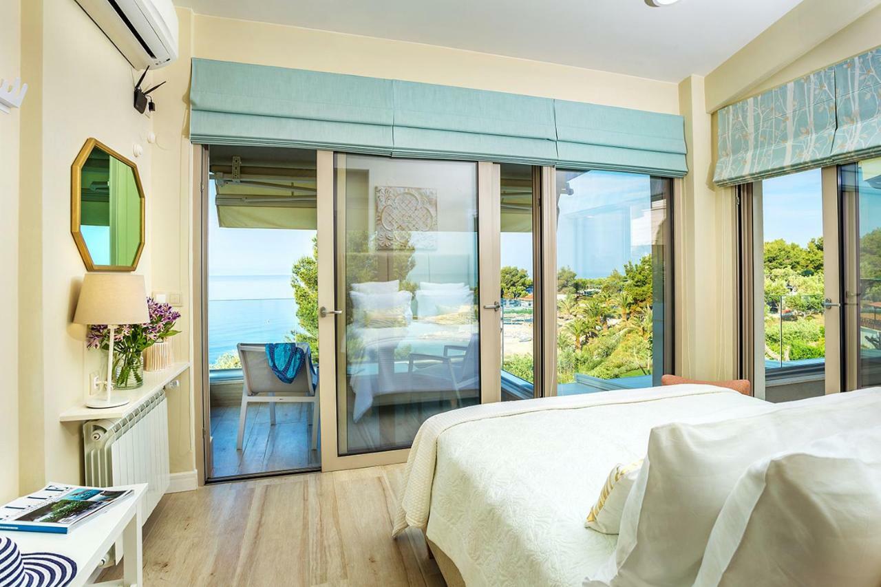 A&A Luxury Beach Villas Nikiti  Exterior photo